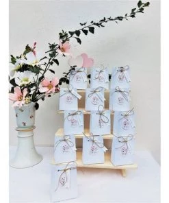 Artemio Étagères Présentoir Bois à 4 étagères 38x32x26cm -Vaisseliers Soldes Magasin presentoir bois a 4 etageres 38x32x26cm 2